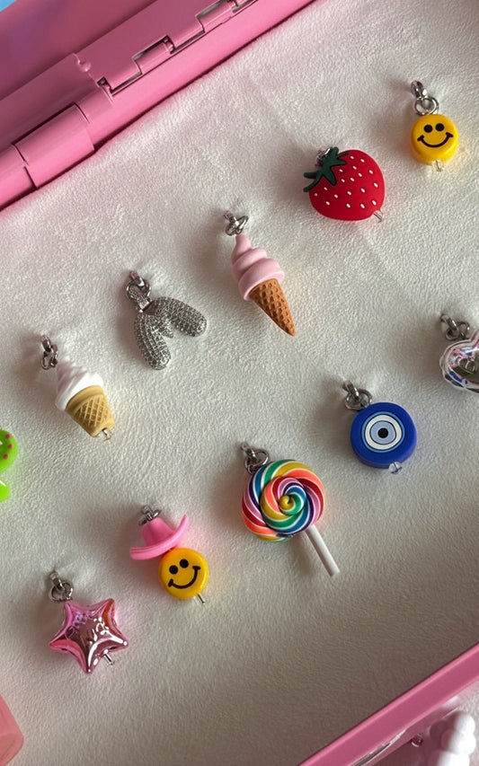 Charmie de helado de fresa para celular, dije de móvil, accesorio de teléfono, charm colgante.