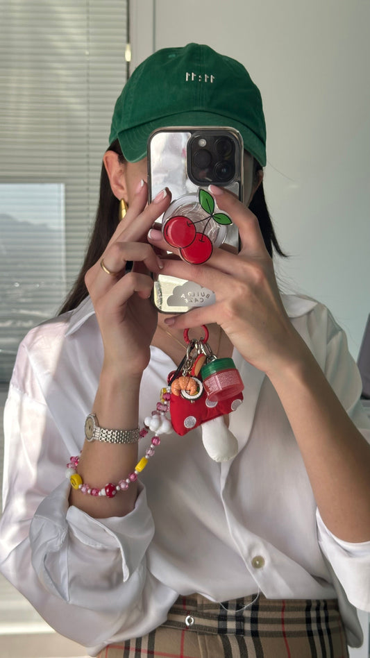 Pop Grippy de cereza con diseño "coquette", sujetador magnético para celular, accesorio de teléfono móvil, agarre seguro para MagSafe.