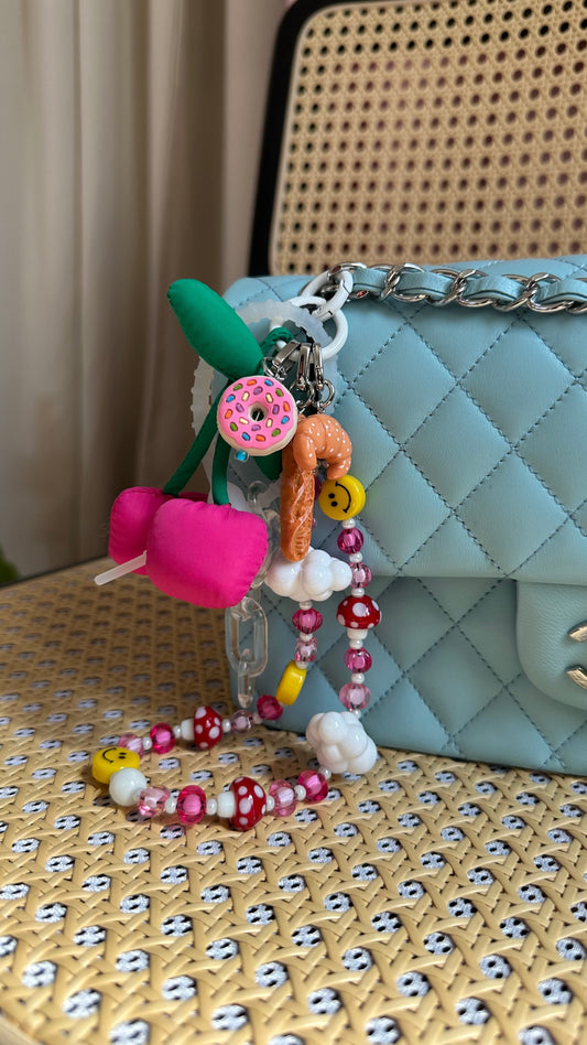 Charm para celular de carita feliz, accesorio decorativo para móvil, colgante para teléfono, dije alegre.