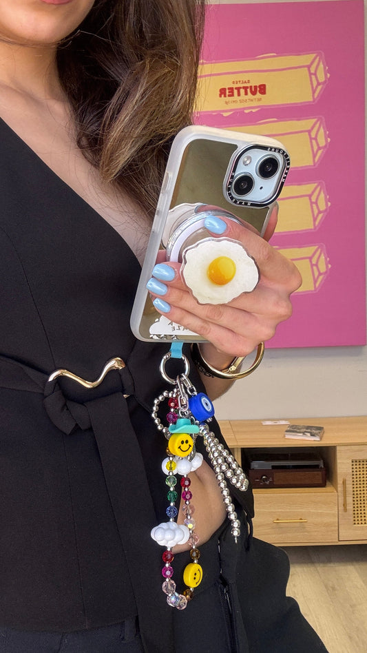 Pop Grippy de huevo de Pascua con diseño 'Cherry Coquette', accesorio y sujetador para teléfono móvil. Soporte para celular con decoración de pegatinas de cerezas.