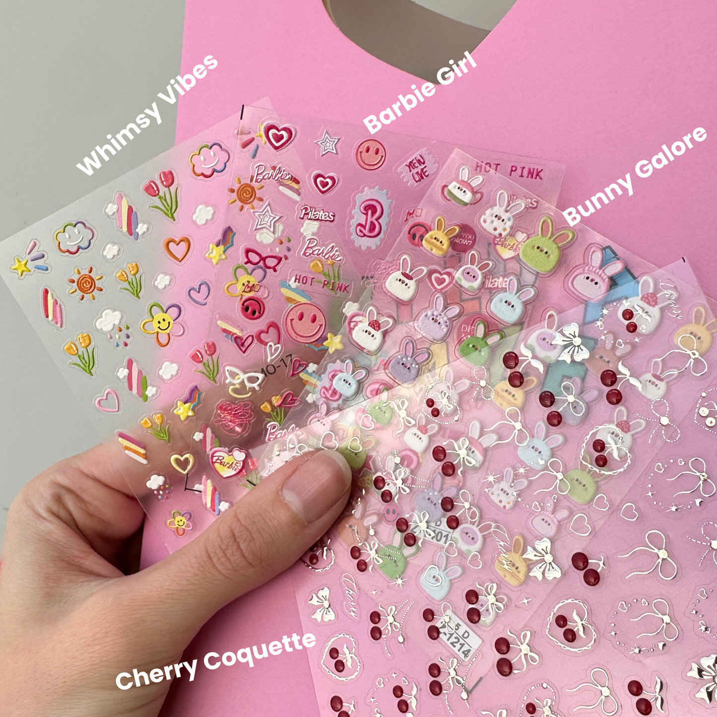 Pop Grippy morado de huevo de Pascua con stickers de Cherry Coquette. Soporte expansible para celular, accesorio móvil, sujeción segura, compatible con MagSafe.