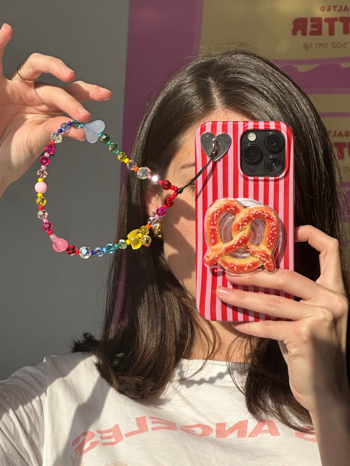 Correa de celular de patito de hule y arcoíris, accesorio móvil de cuentas coloridas, sujetador de muñeca para teléfono, charm para funda.